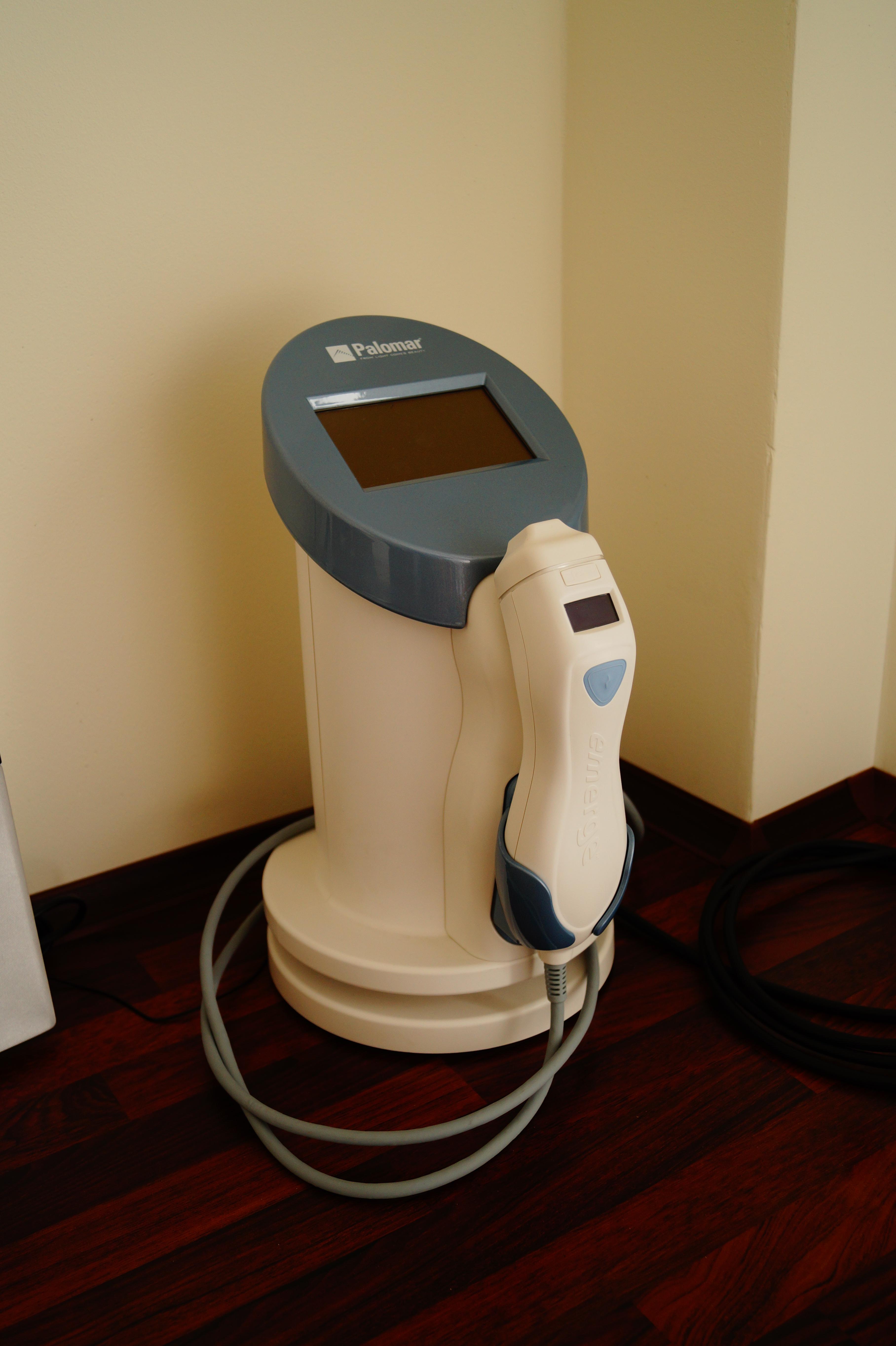 Laser Frakcyjny Emerge